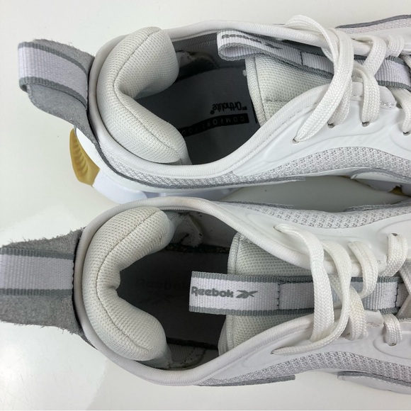 Reebok Women’s Zig Dynamica White Gum Athletic Training Running Shoes Size 8.0 - Picture 9 of 10